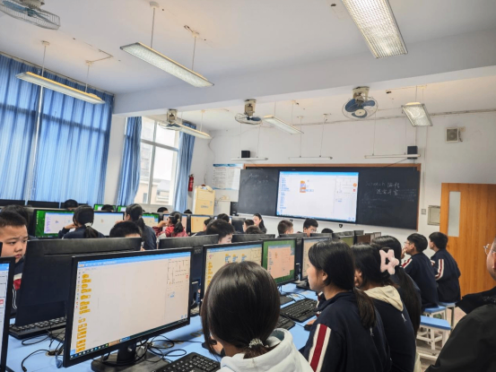 藝體組 全員賽課簡(jiǎn)訊1310.png