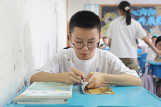 2025.9 開學(xué)新聞稿381.png