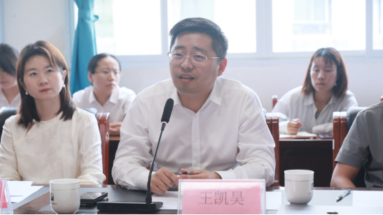 北京大學-TBI人工智能教育研究聯(lián)合實驗室赴遂寧第四中學校調研 賦能人工智能教育新發(fā)展(2)124.png